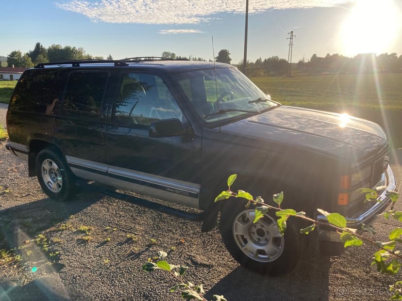 GMC Yukon 5.7 V8 automat 4x4 LPG / tažné 3t