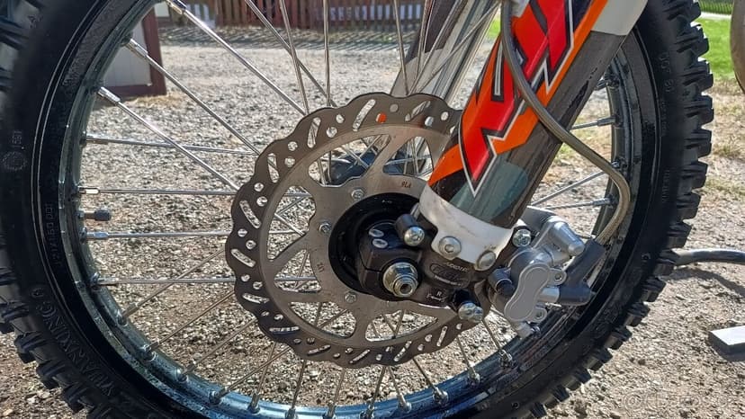 KT 250 2T 2024 záruka odpočet DPH