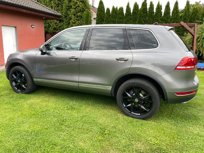 VW Touareg 3.0TDI V6  4x4