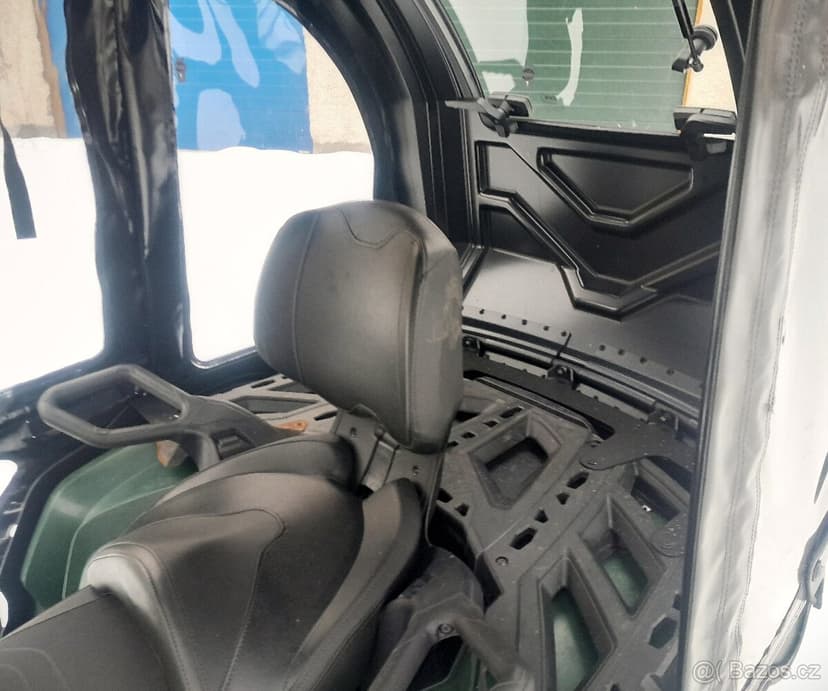 Can-am Outlander MAX 650 v provedení Papamobil