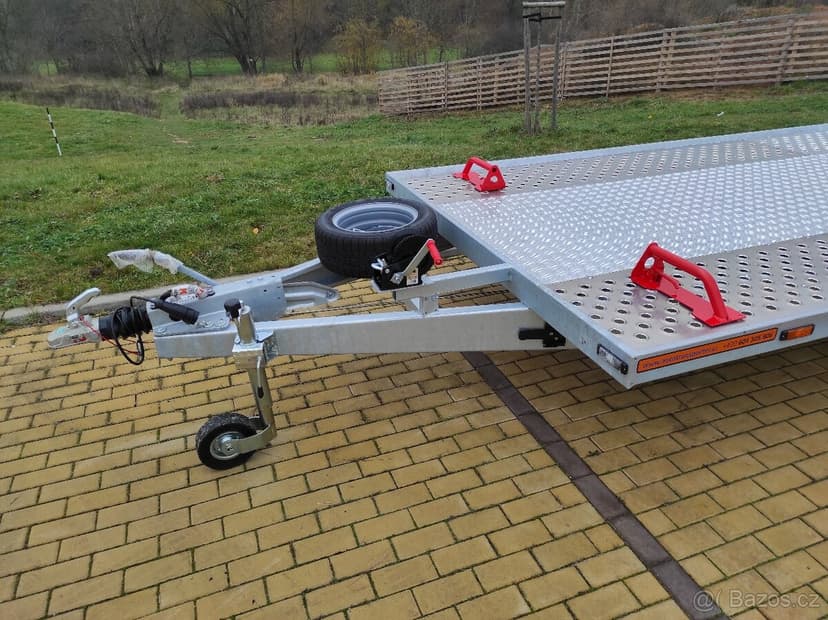 Autopřepravník 550x210cm, 3x1350kg, 3500/680kg,LED