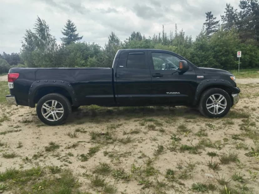Toyota Tundra 5.7 V8 4x4 LPG