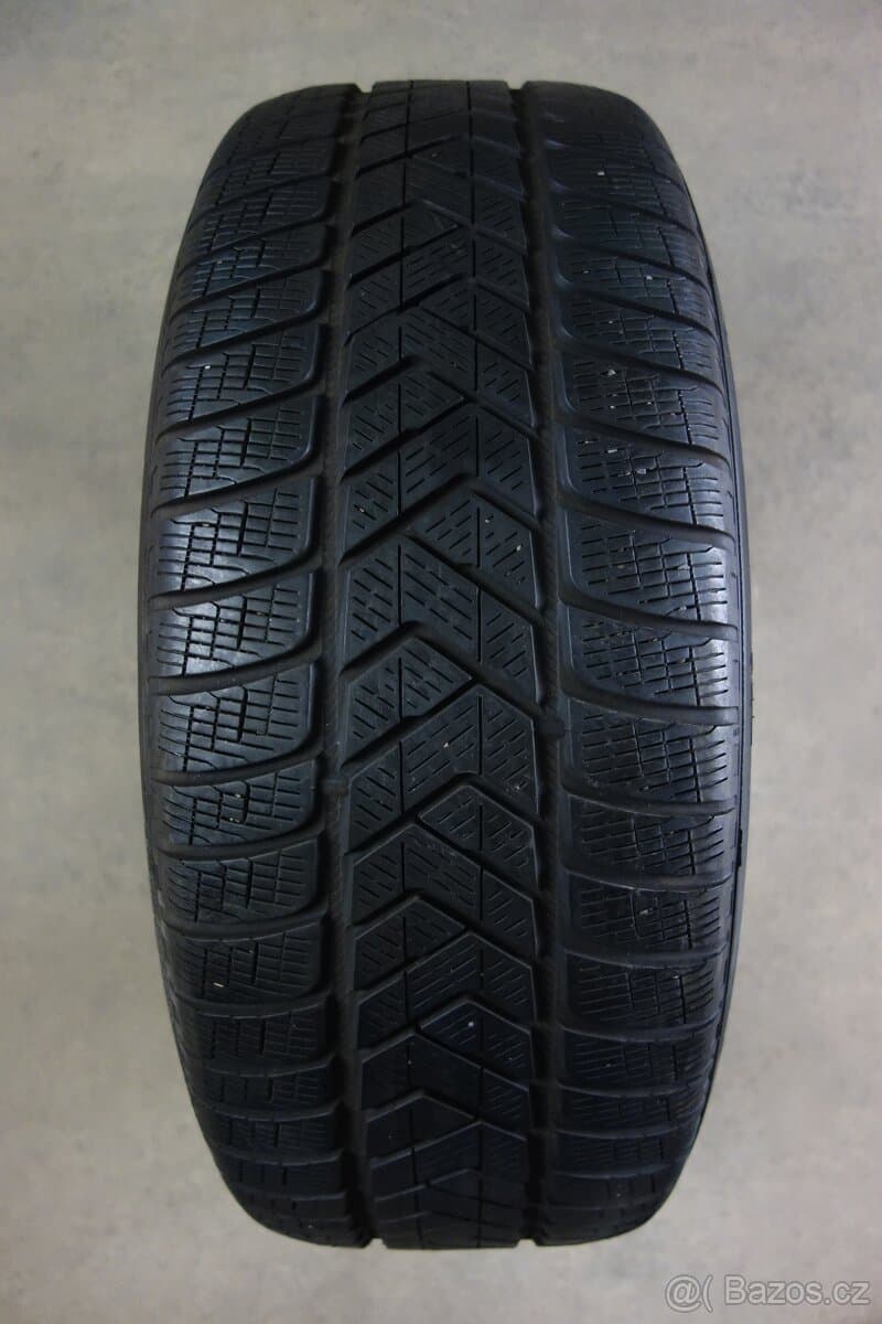 Range Rover Velar alu kola 5x108 255/50/20 XL zimní, čidla