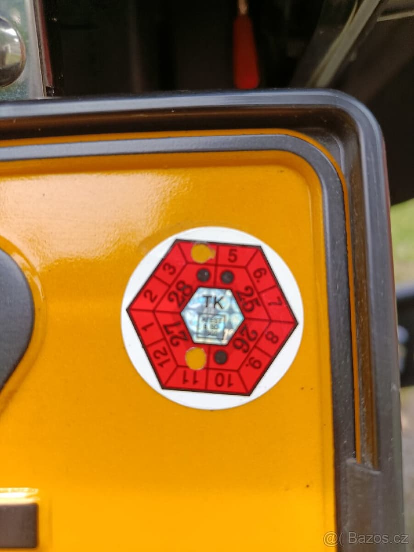 Access Tomahawk 400 Black Edition