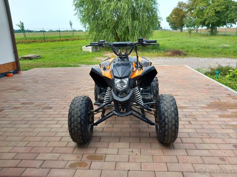 Prodám čtyřkolku Hecht 125