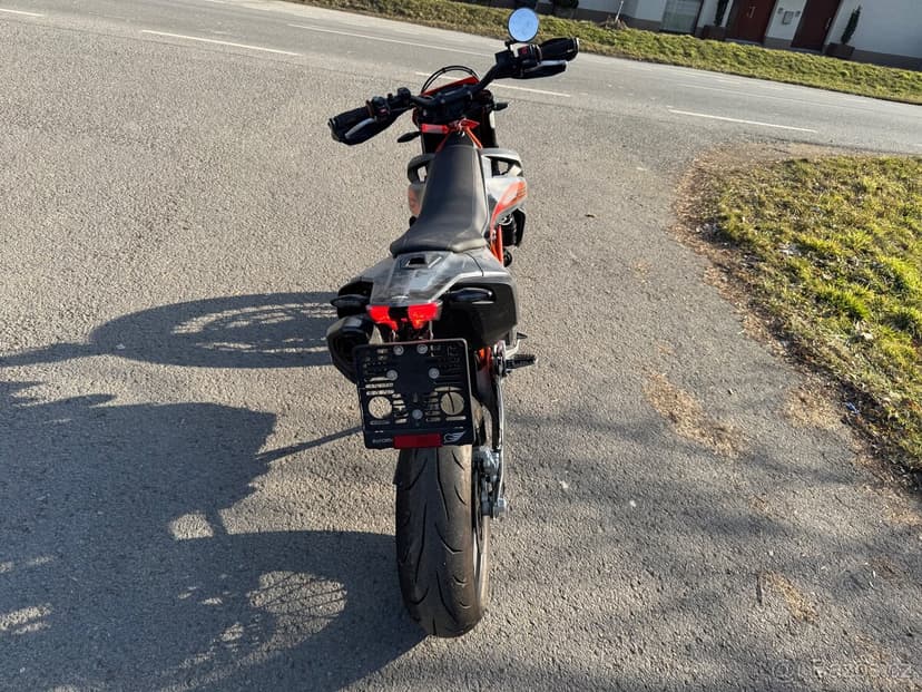 KTM 690 SMC R