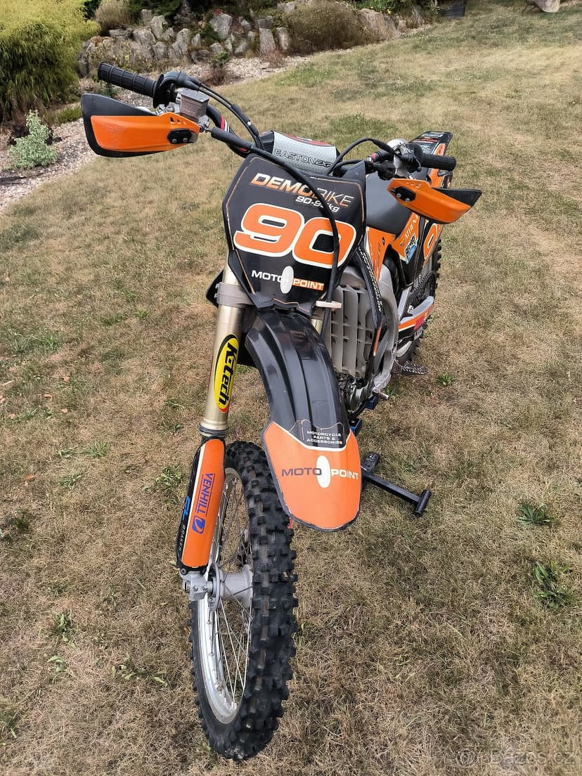 YAMAHA YZF 450