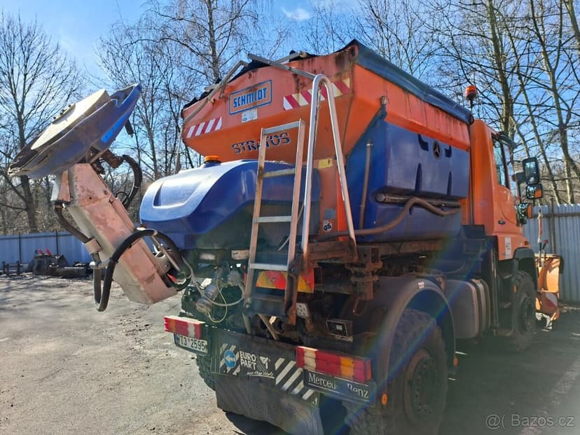 MB UNIMOG U 400 4X4