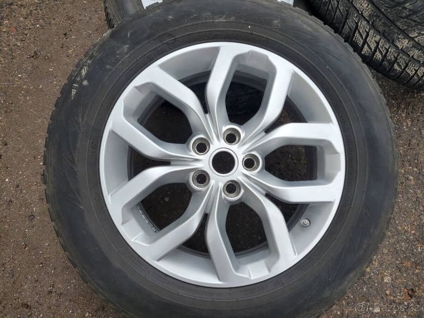 Zimní ALU kola 19" originál Land Rover Discovery 5