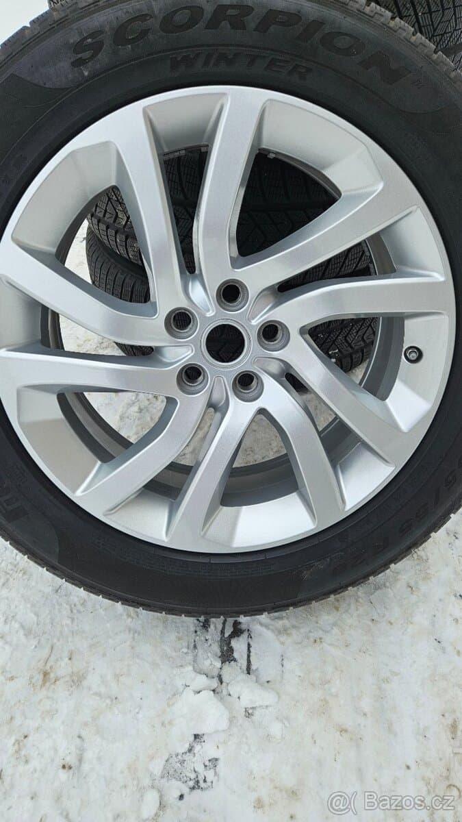 Originál Land Rover ALU kola R20 5x120 + Pirelli