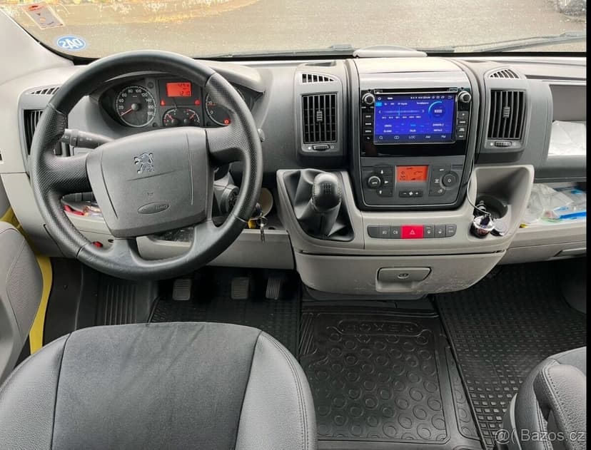 Prodám : Odtahovku Peugeot Boxer 3.0 Hdi - tažné na 3,5t