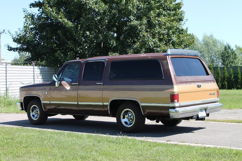 1988 GMC Suburban Sierra Classic 1500 2WD 5.7 V8