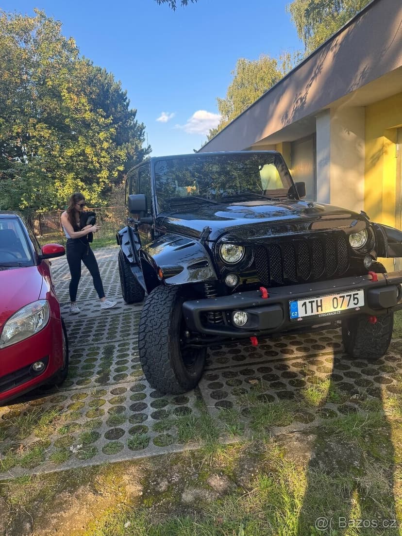 Jeep Wrangler Sahara