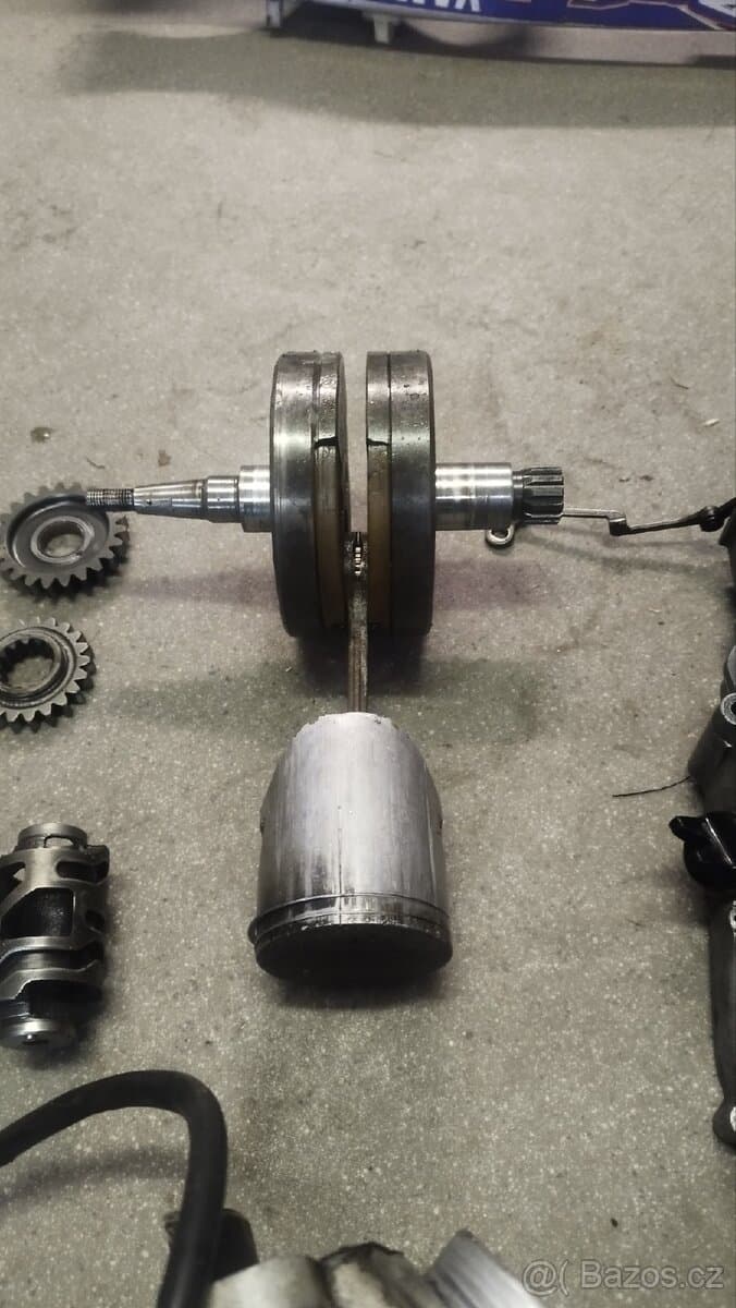 dily motoru yamaha yz 250