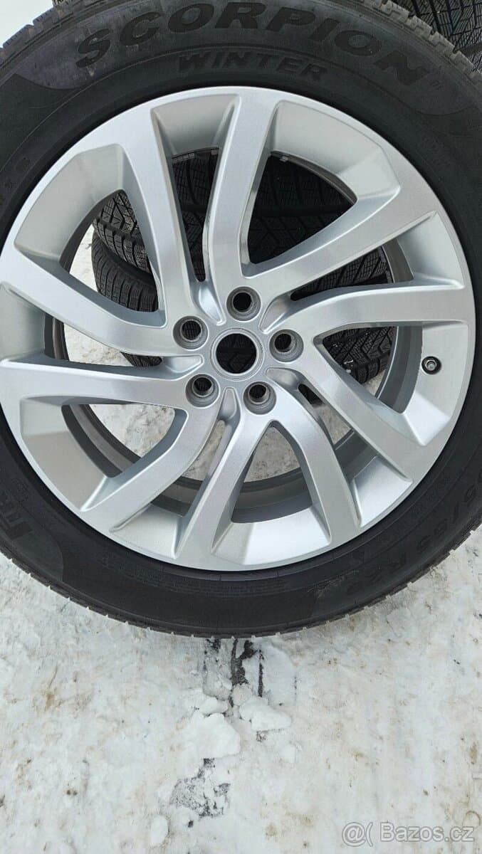 Originál Land Rover ALU kola R20 5x120 + Pirelli