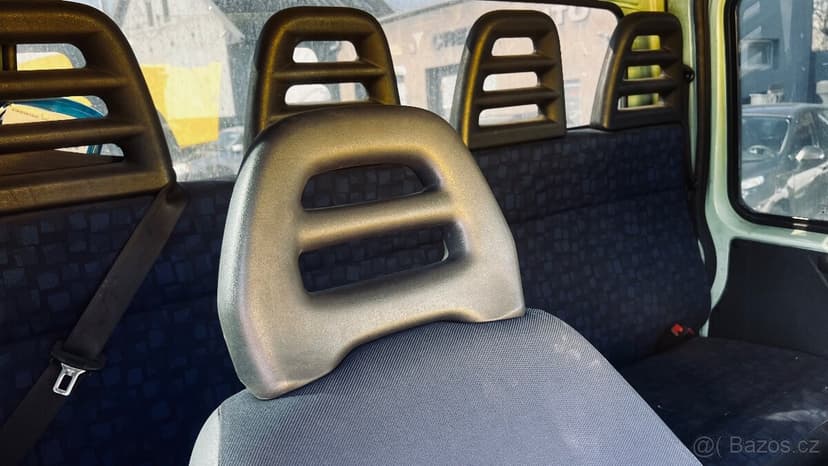 Odtahovka Iveco Daily 3,0TD 6míst 122KW 2006