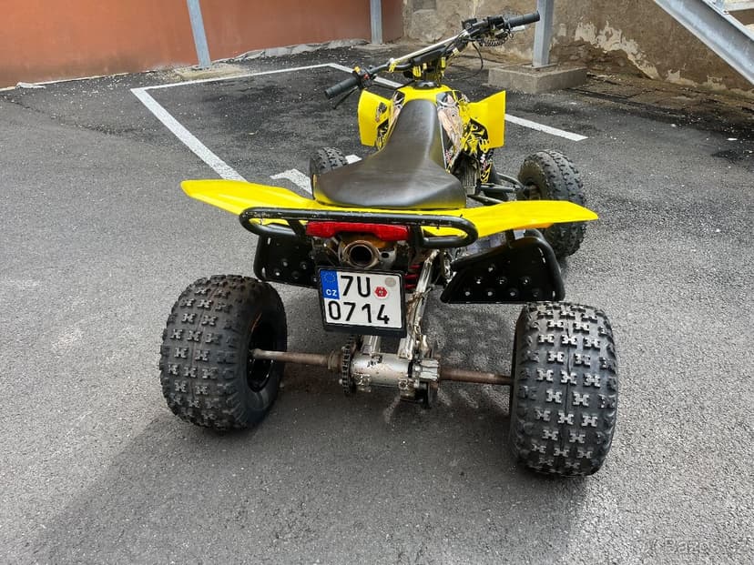 Suzuki ltr 450 bílá spz