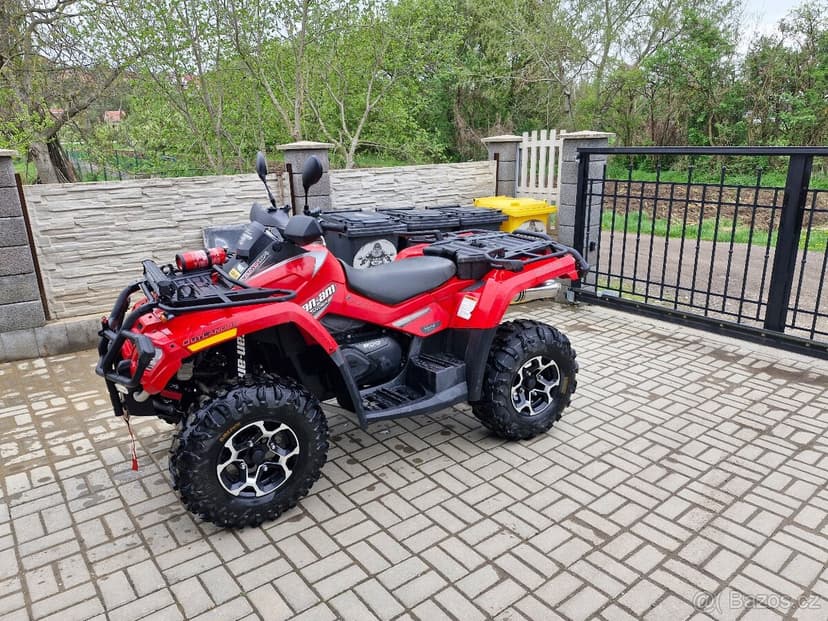 Can-am otlander 800 max xt