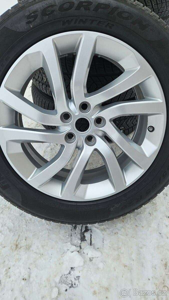 Originál Land Rover ALU kola R20 5x120 + Pirelli