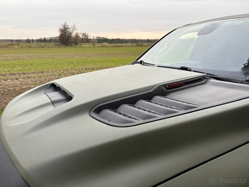 RAM 1500  5.7 hemi  TRX body Kit