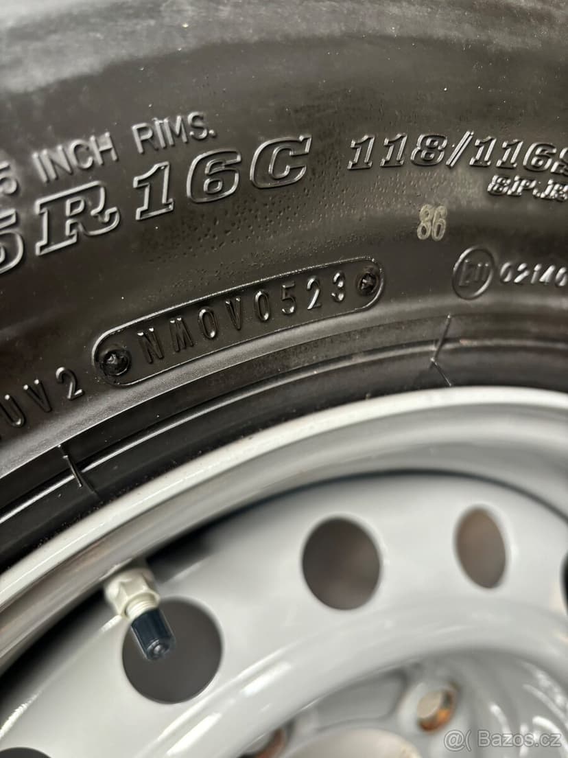 Sada kol Toyota Land Cruiser Nová Originální