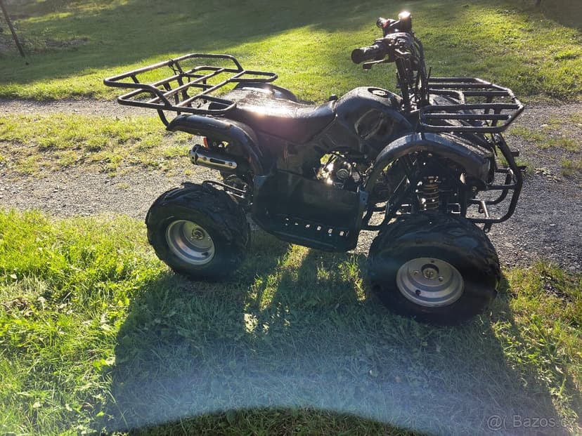 Dětská čtyřkolka