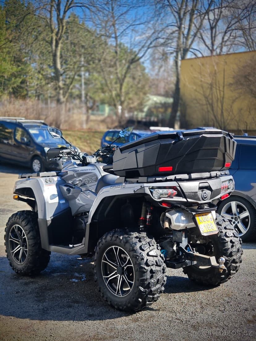 CFMOTO Gladiator  X850