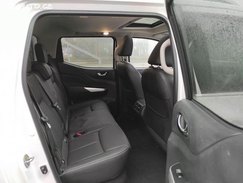Navara 2.3 DCi TEKNA 4x4 NAVI KŮŽE VÝHŘEV ŠÍBR XENONY + DPH