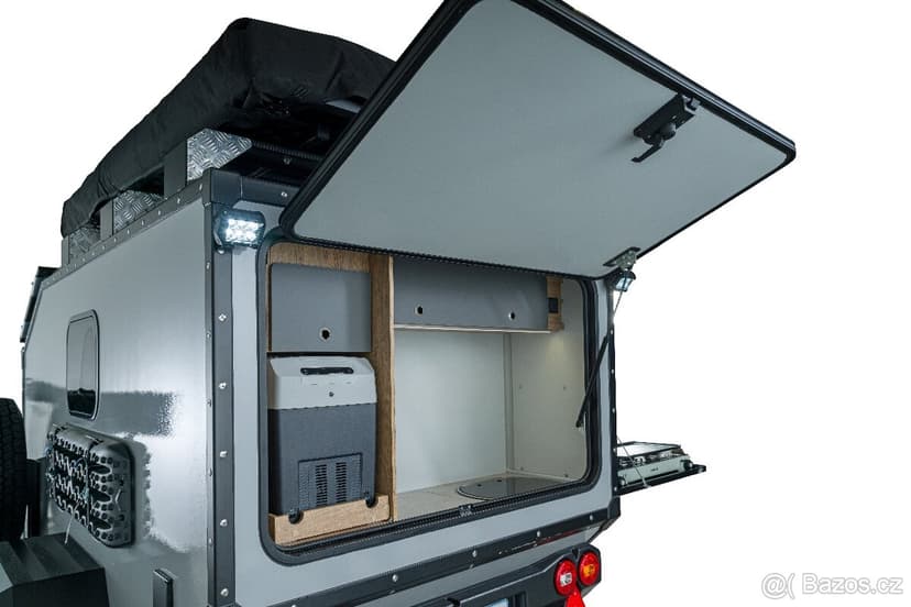 NOVINKA Karavan Niewiadów Venture