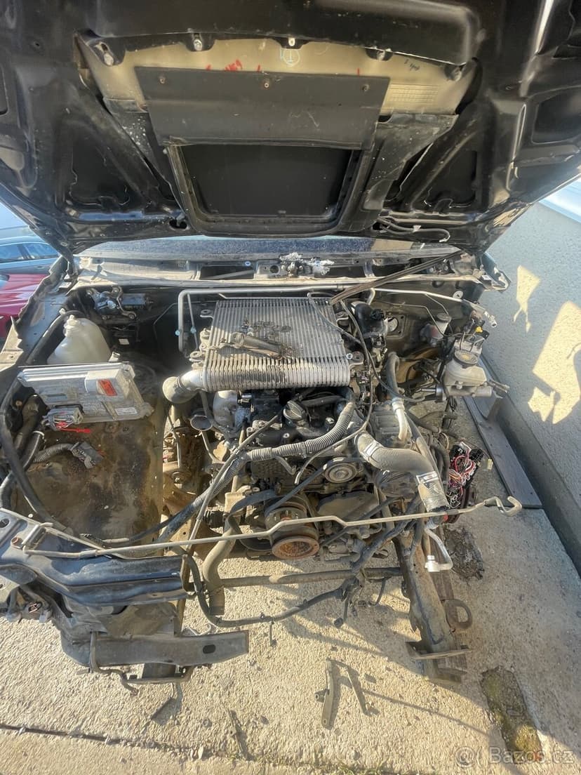 Isuzu D-Max (dily,celek)