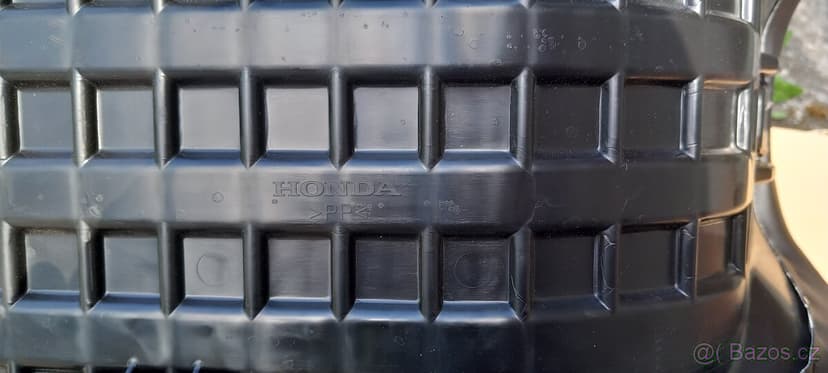 Prodám sedlo na Hondu xl transalp 750