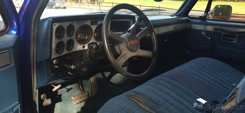 Klasický pick-up Chevrolet C20 Silverado z roku 1983