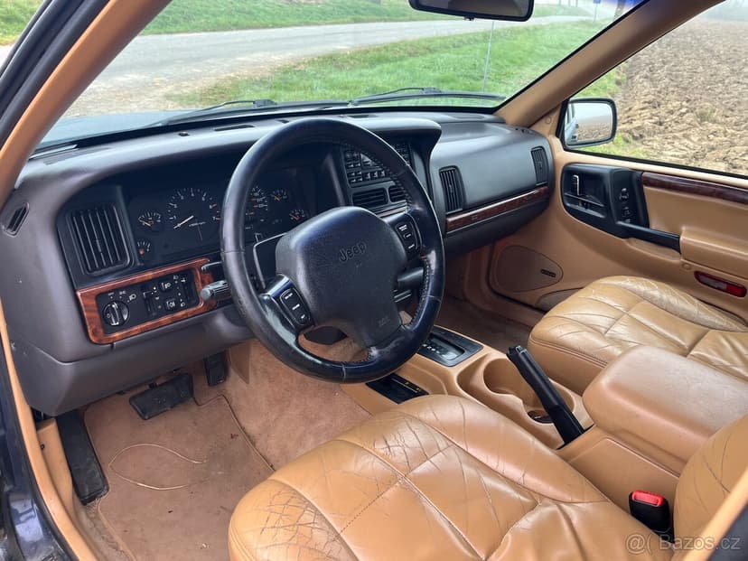 Jeep grand Cherokee 5,2