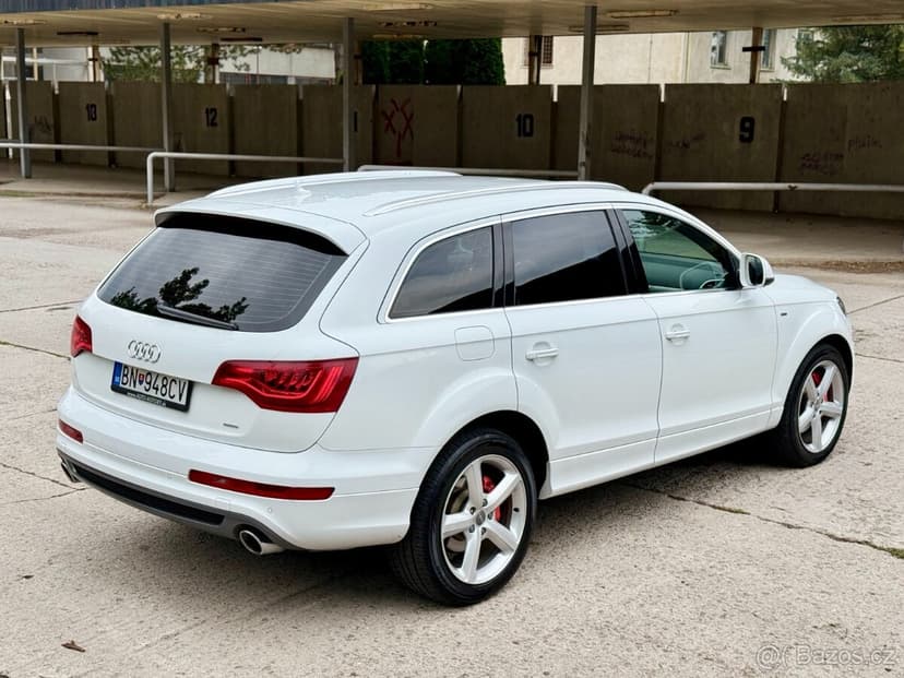 Audi Q7 3,0 TDi S Line