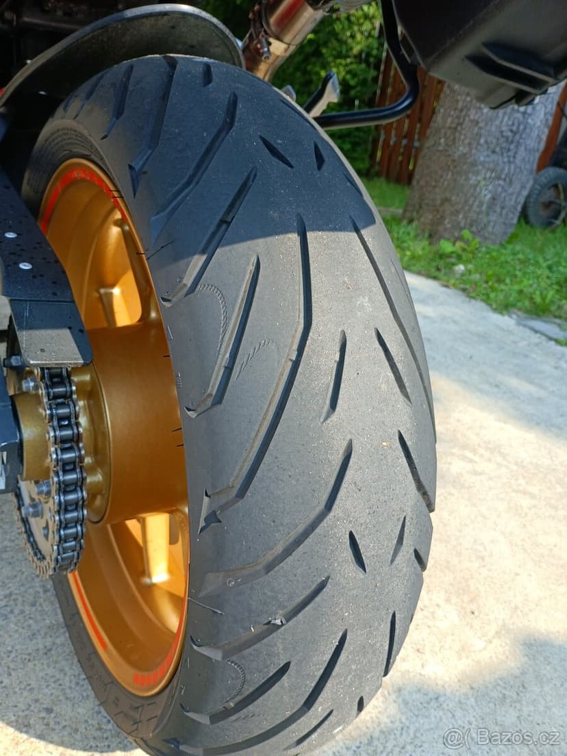 Prodam Triumph Tiger 1050