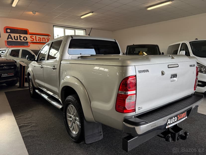 Toyota Hilux 3.0D-4D manuál,po servisu