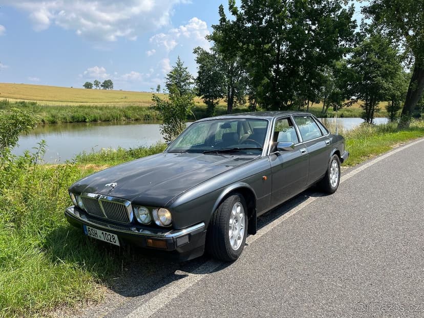 Jaguar xj6