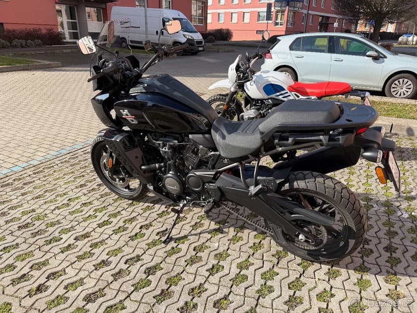 HD Pan America 1250 I.majitel ČR jako nova najeto 4.500 km