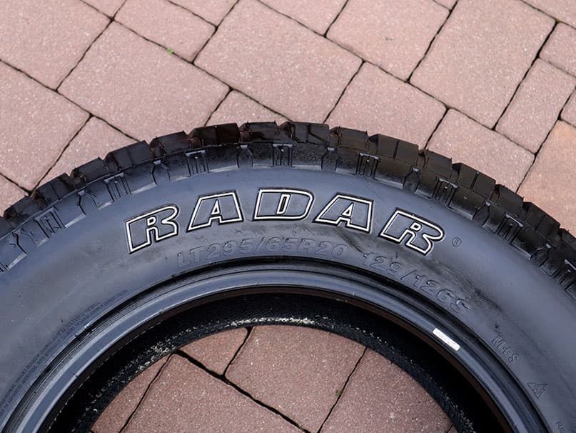4x 295/65R20 RADAR – TÉMĚŘ NOVÉ– DODGE RAM