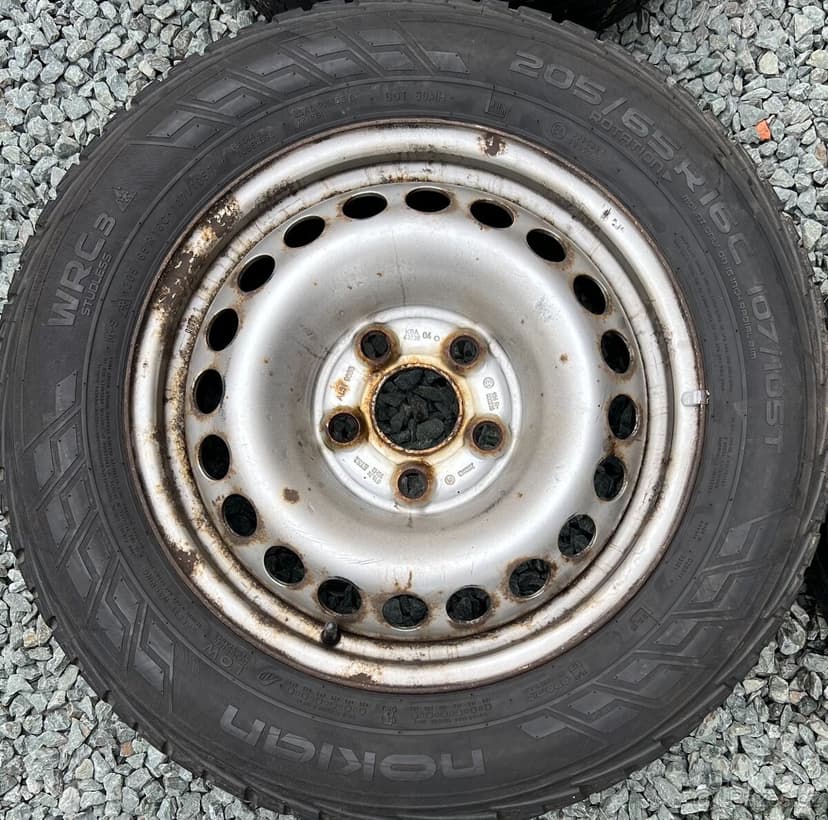 Ocelové disky VW T5, T6, Amarok 6,5Jx16 ET52, 5x120x65,1