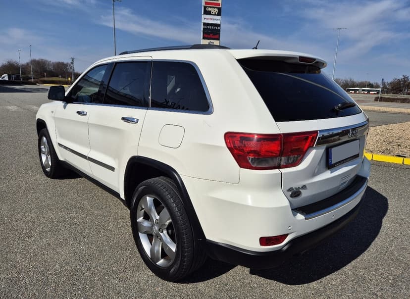 JEEP GRAND CHEROKEE 3.0CRD 177KW ROK 2011 OVERLAND PANORAMA