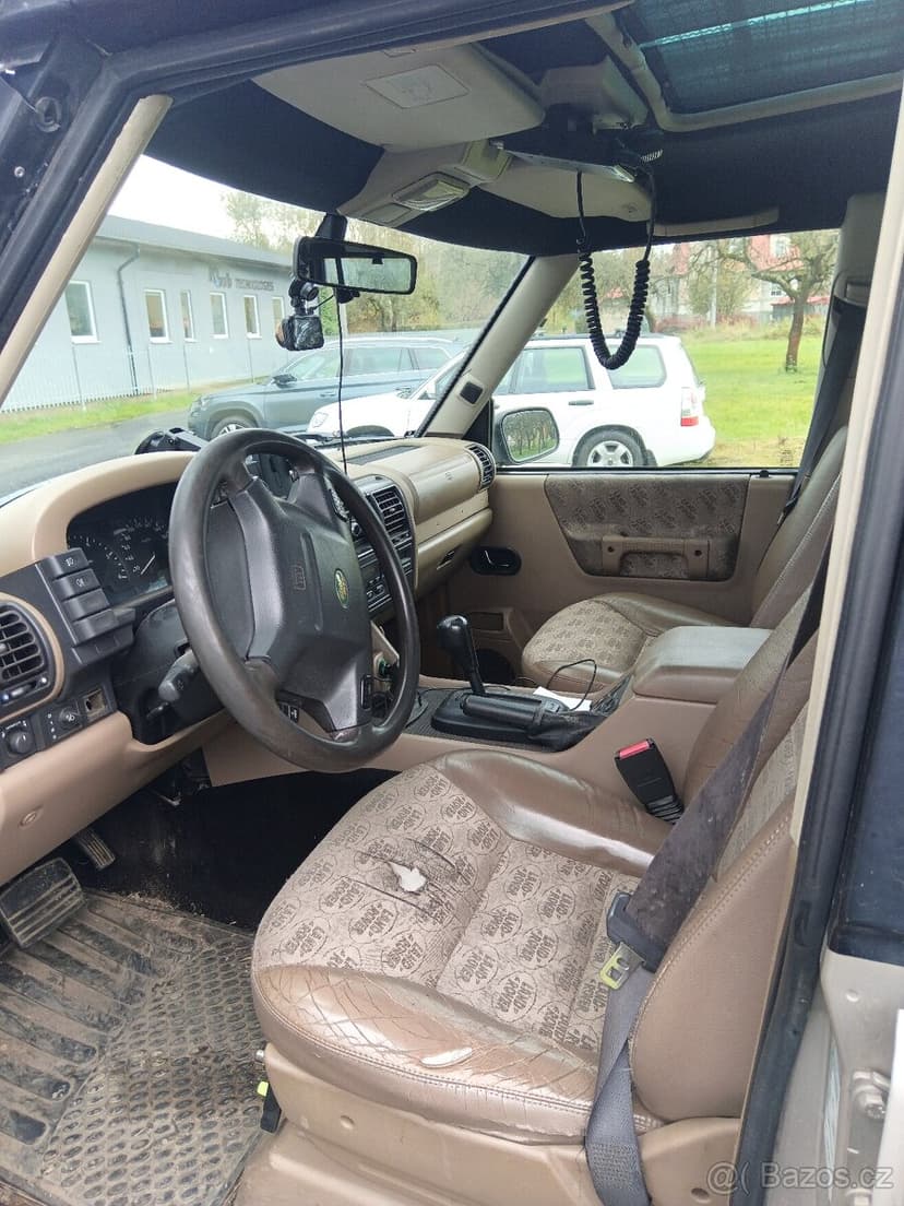 Land Rover Discovery 2