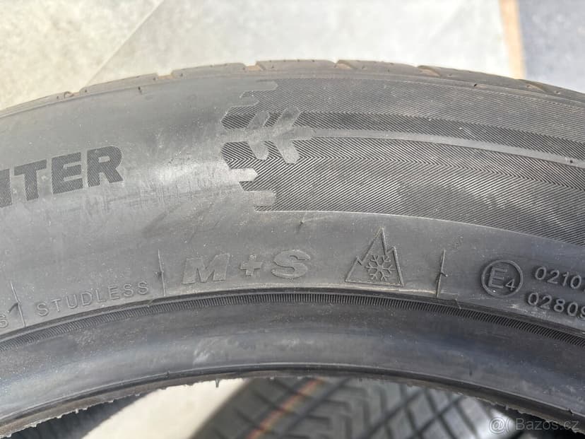 275/50 21” Mercedes GLS Range Rover zimní Gripmax