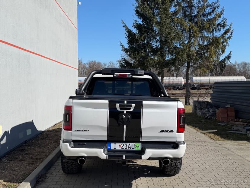 RAM 1500 LIMITED 5.7 HEMI 4x4 2020