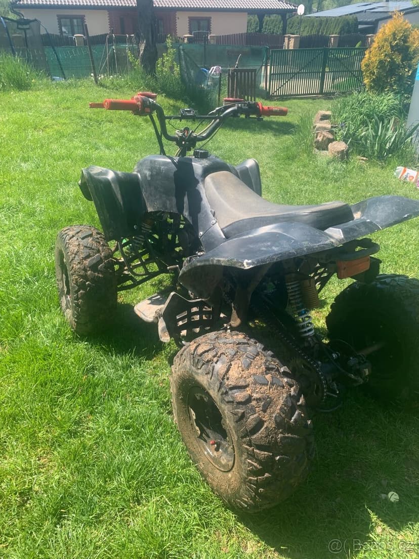 Atv 125 cc spěchá