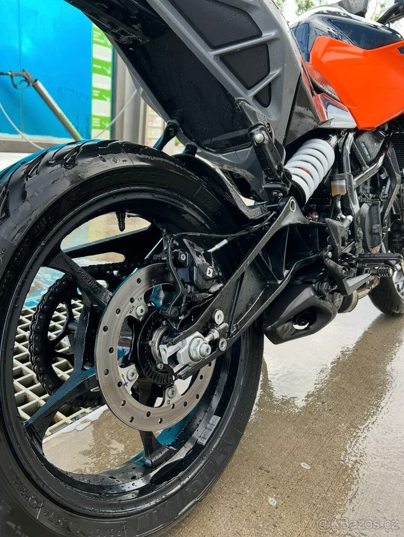KTM Duke 125 2024