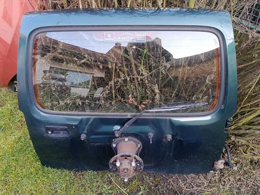 Suzuki Jimny dveře kapota......