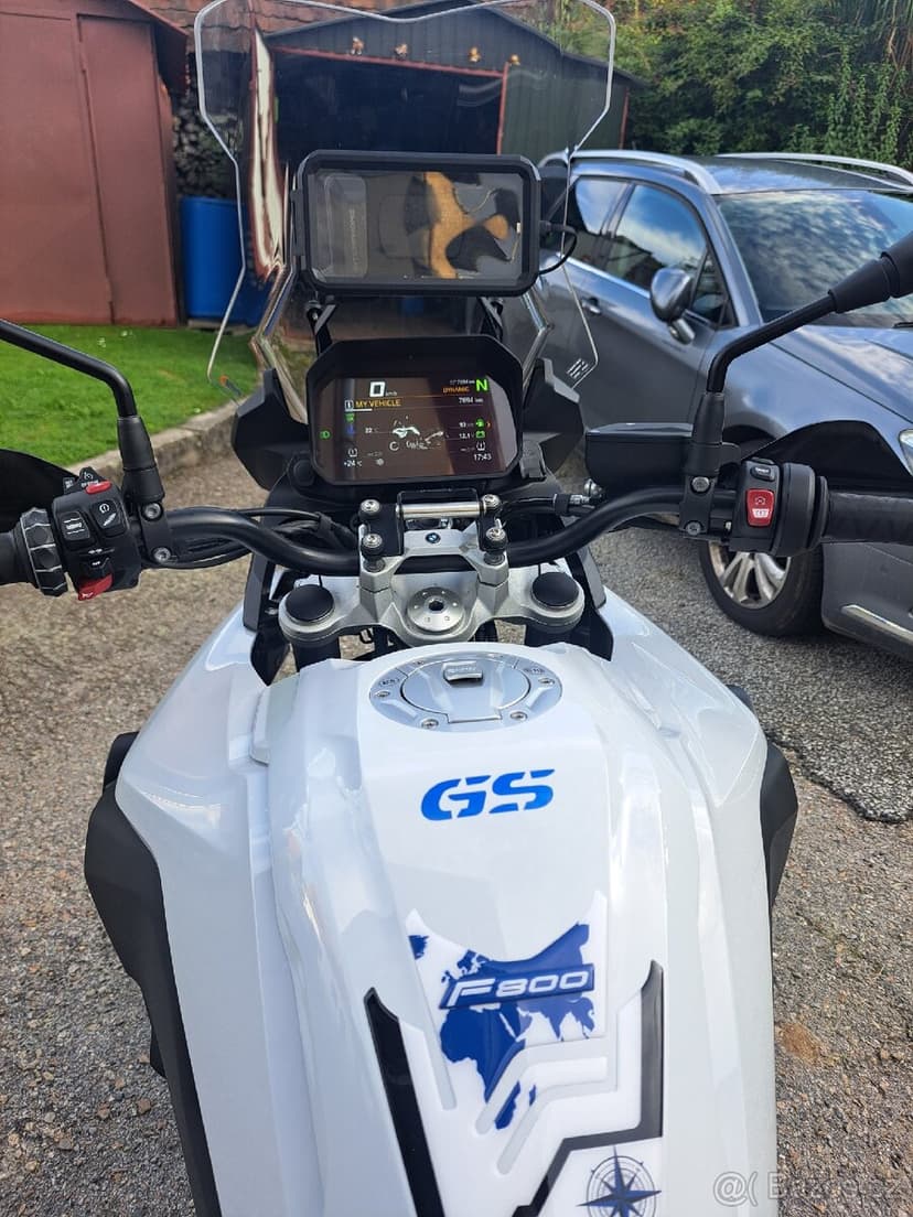 BMW F800 GS 2025