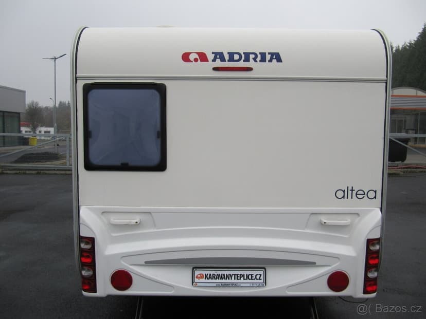 Prodám karavan Adria 542 TD,r.v.2011 + mover + předstan .