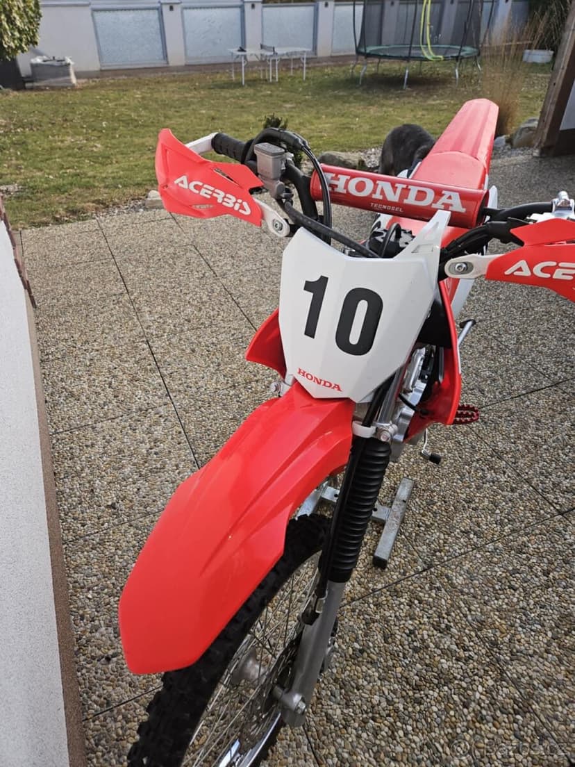 Honda crf 125f  cross